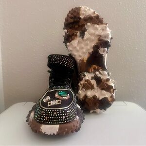 New without tag fancy shiny comfy black shoes 39 US 8.5 narrow fit No brand-name